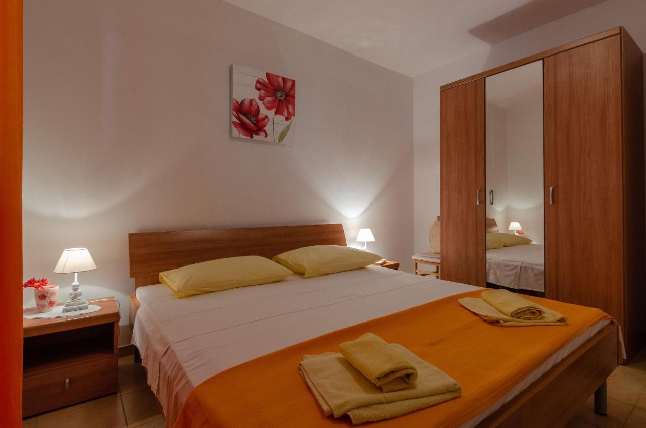 Apartmani Juraj Zavalatica Dış mekan fotoğraf