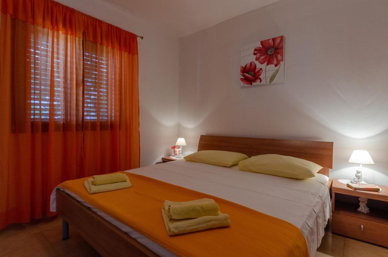Apartmani Juraj Zavalatica Dış mekan fotoğraf